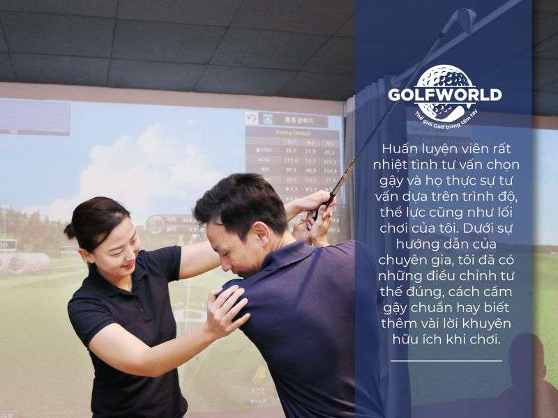 Đội ngũ HLV sẵn sàng tư vấn cho golfer tại GolfWorld